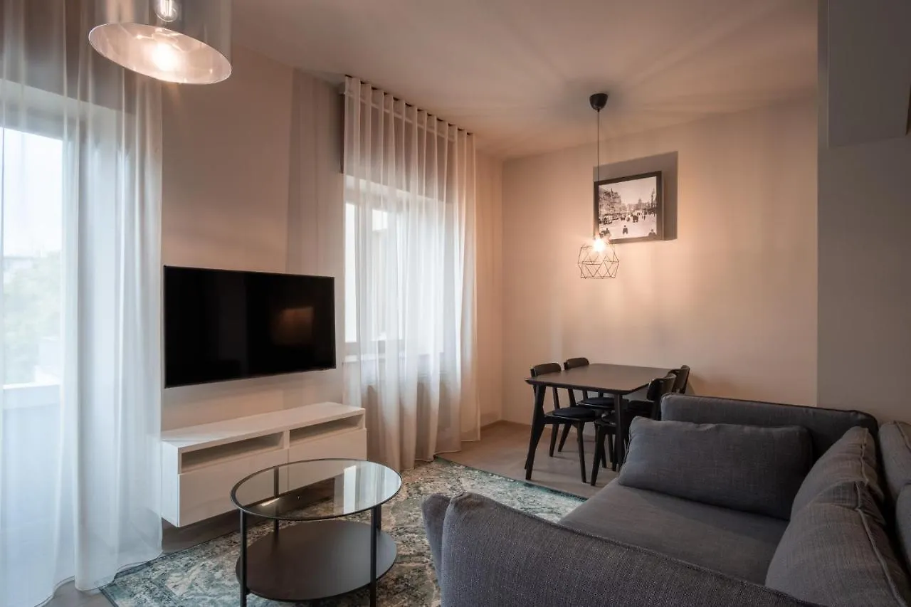 Aparthotel Rimska 14 Praga Czechy