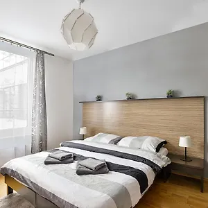 Hotel apartamentowy Angel, Praga