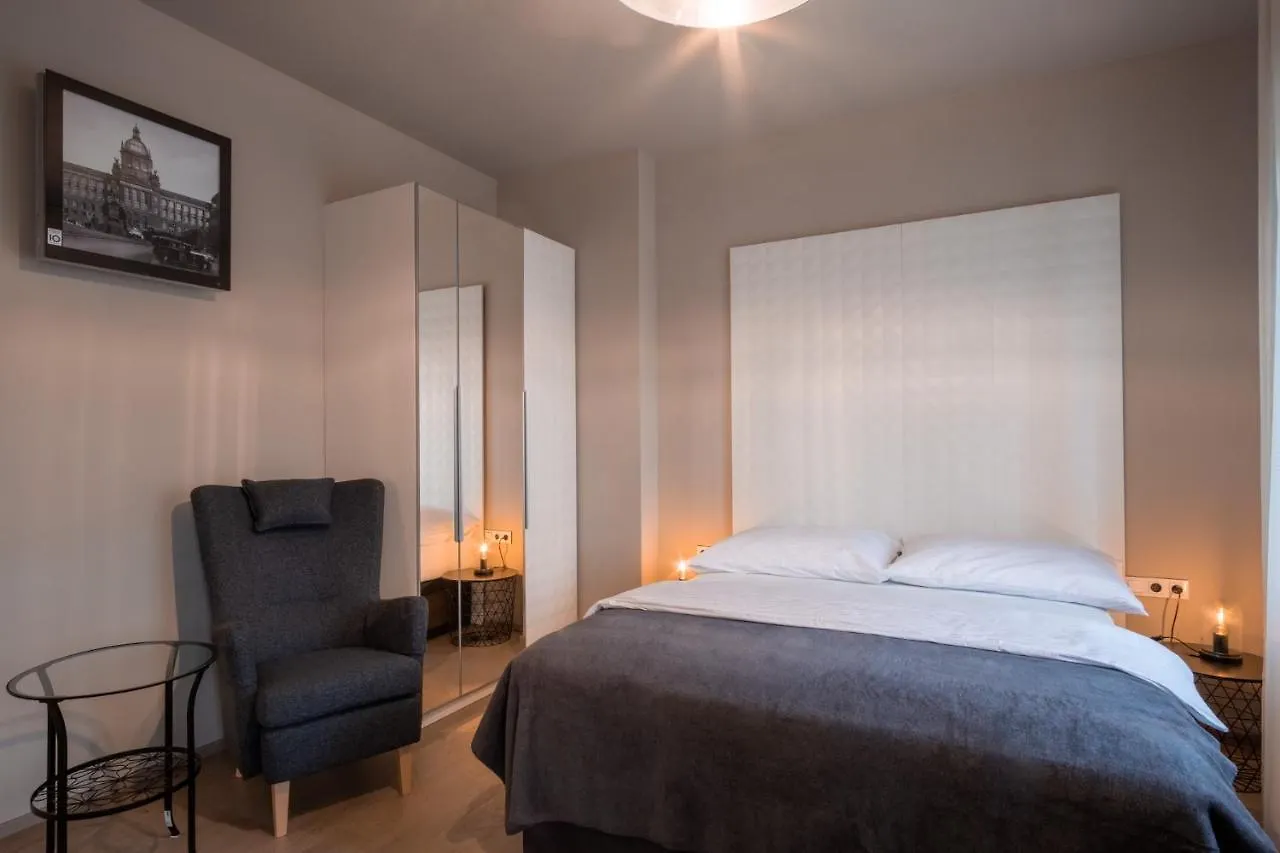 Aparthotel Rimska 14 Prag