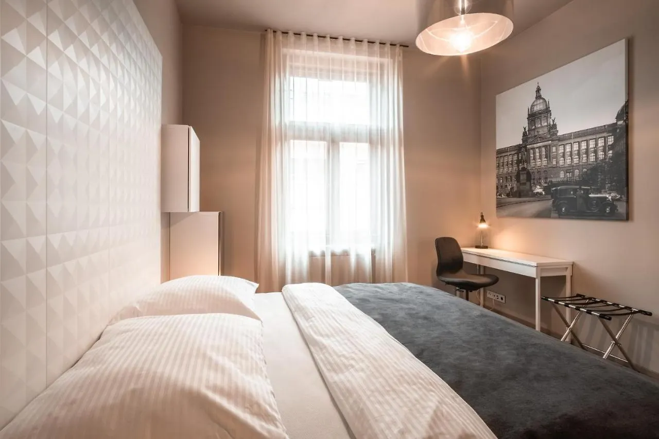 Aparthotel Rimska 14 Prag