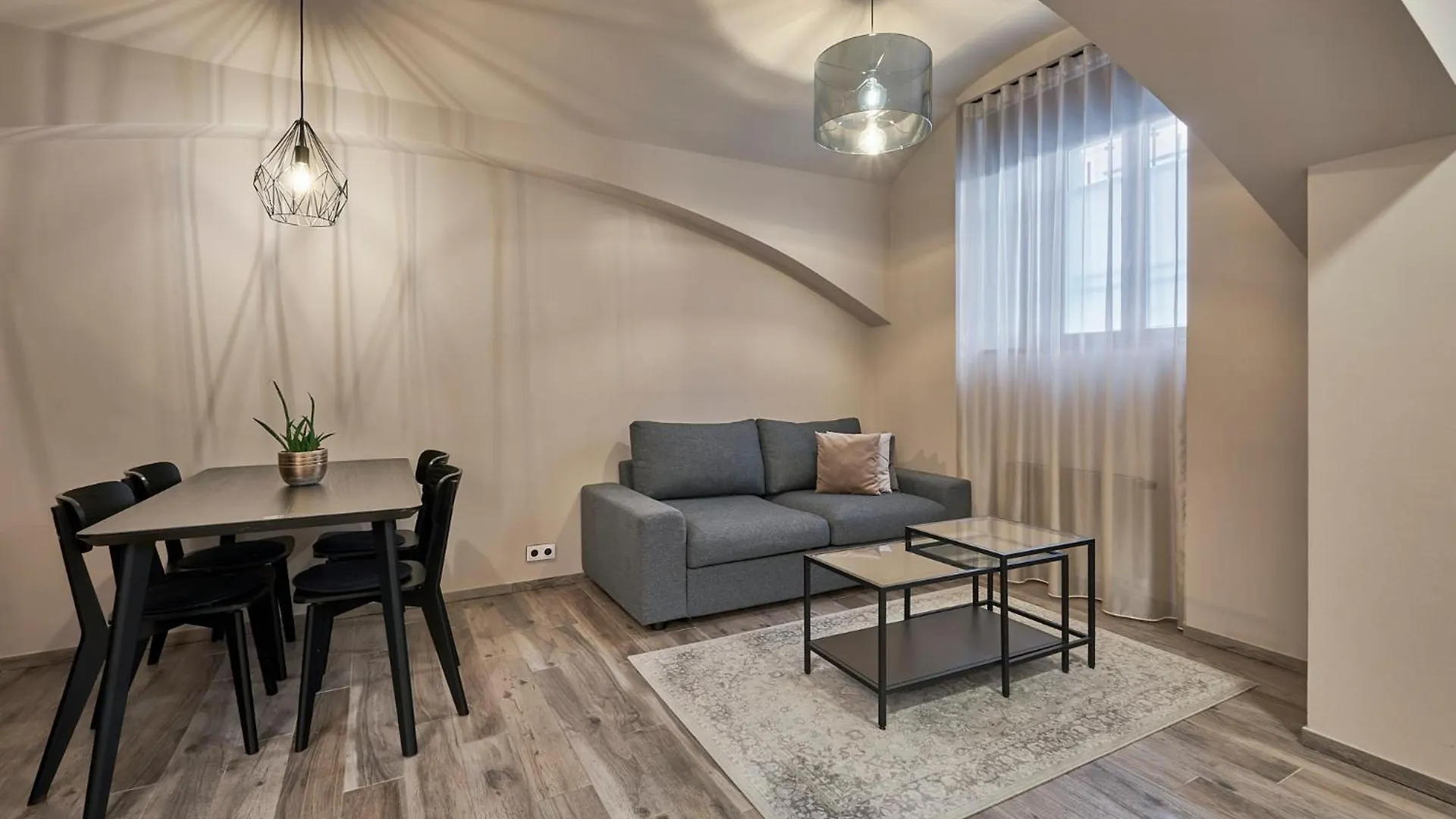 Aparthotel Rimska 14 Prag