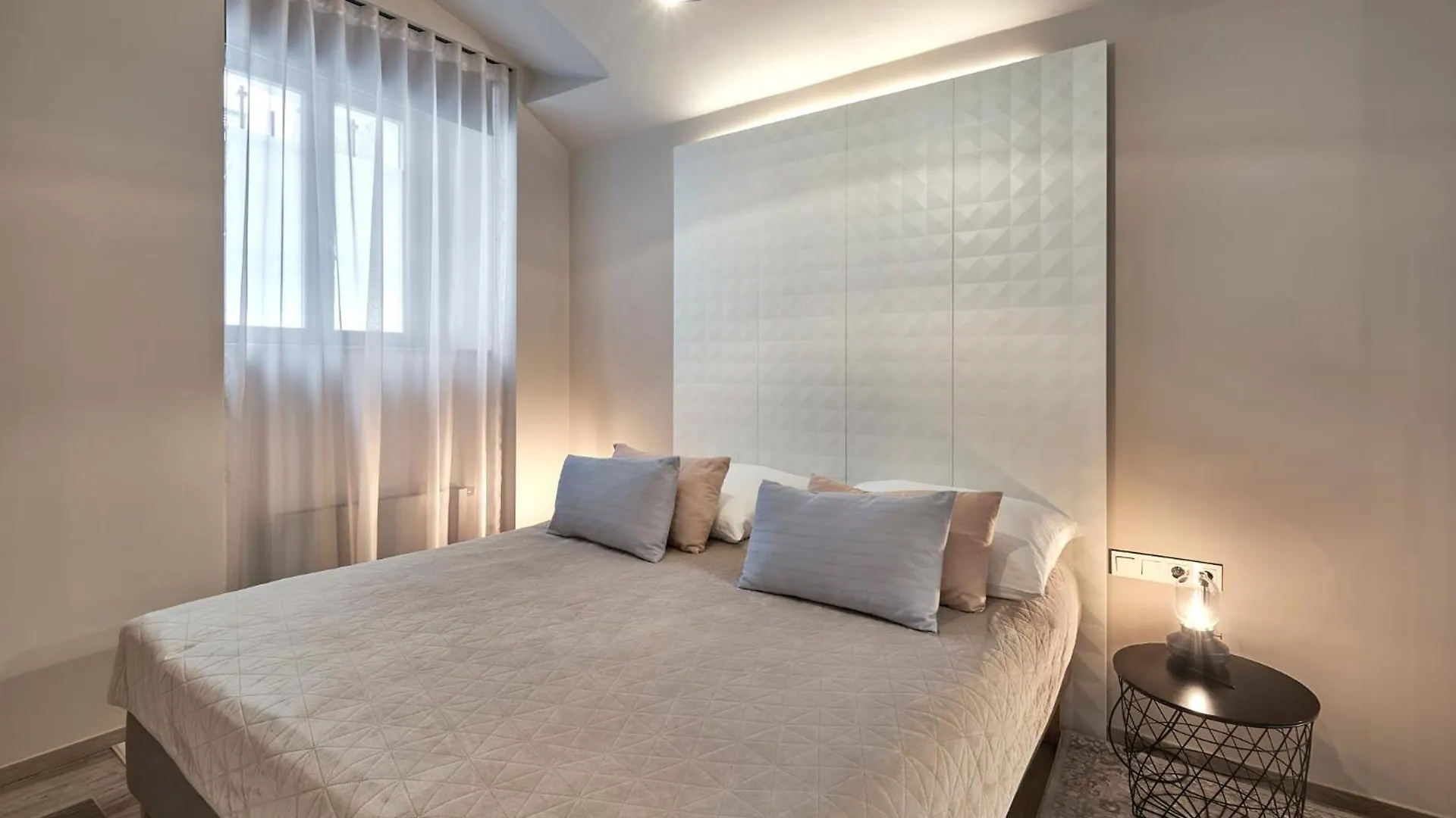 Aparthotel Rimska 14 Prag